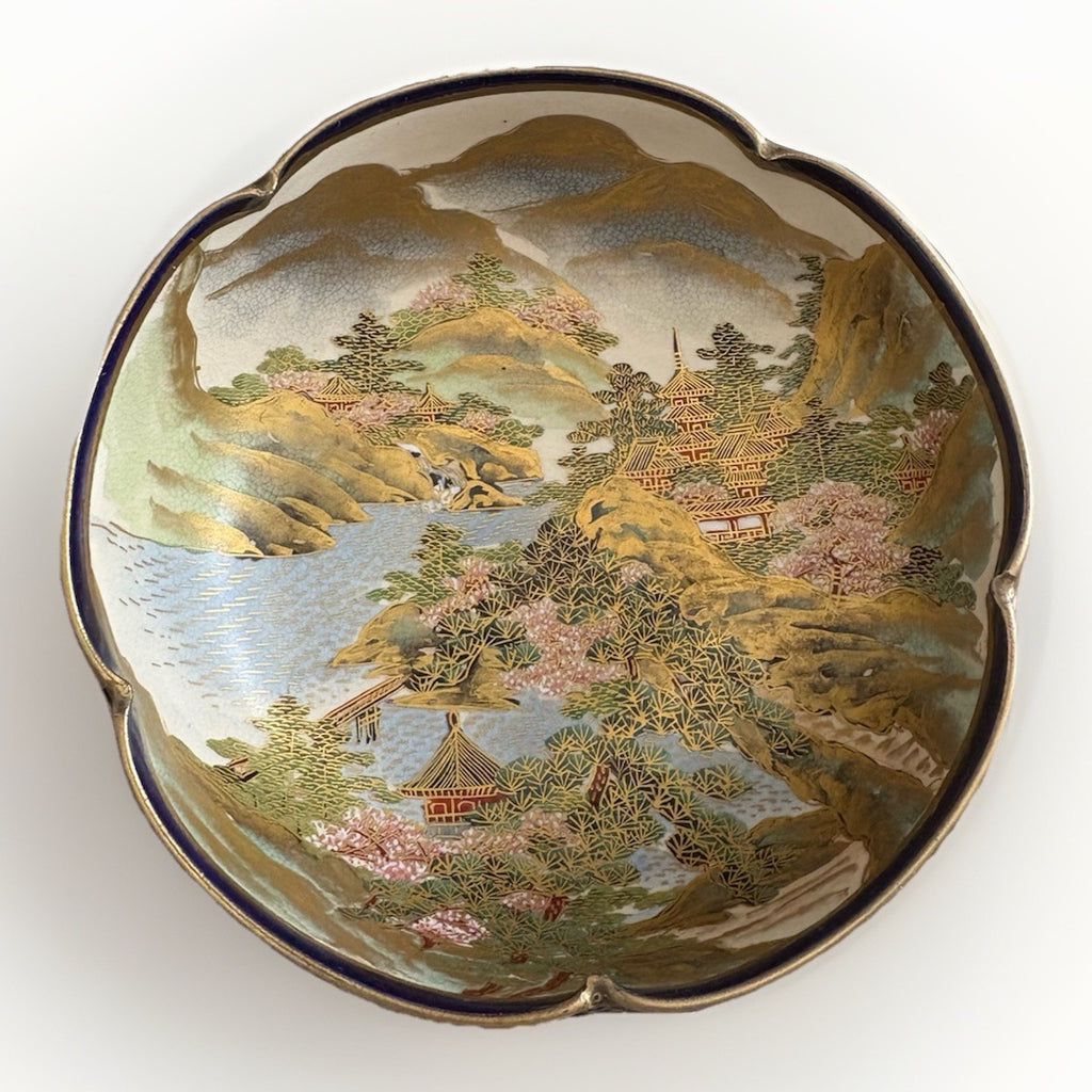 Antique Meiji Japanese Satsuma Mokko-gata Moriage Scenic Bowl Cobalt 4”