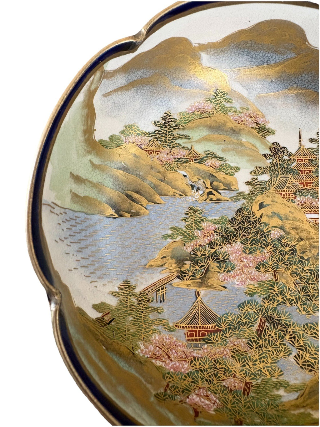 Antique Meiji Japanese Satsuma Mokko-gata Moriage Scenic Bowl Cobalt 4”