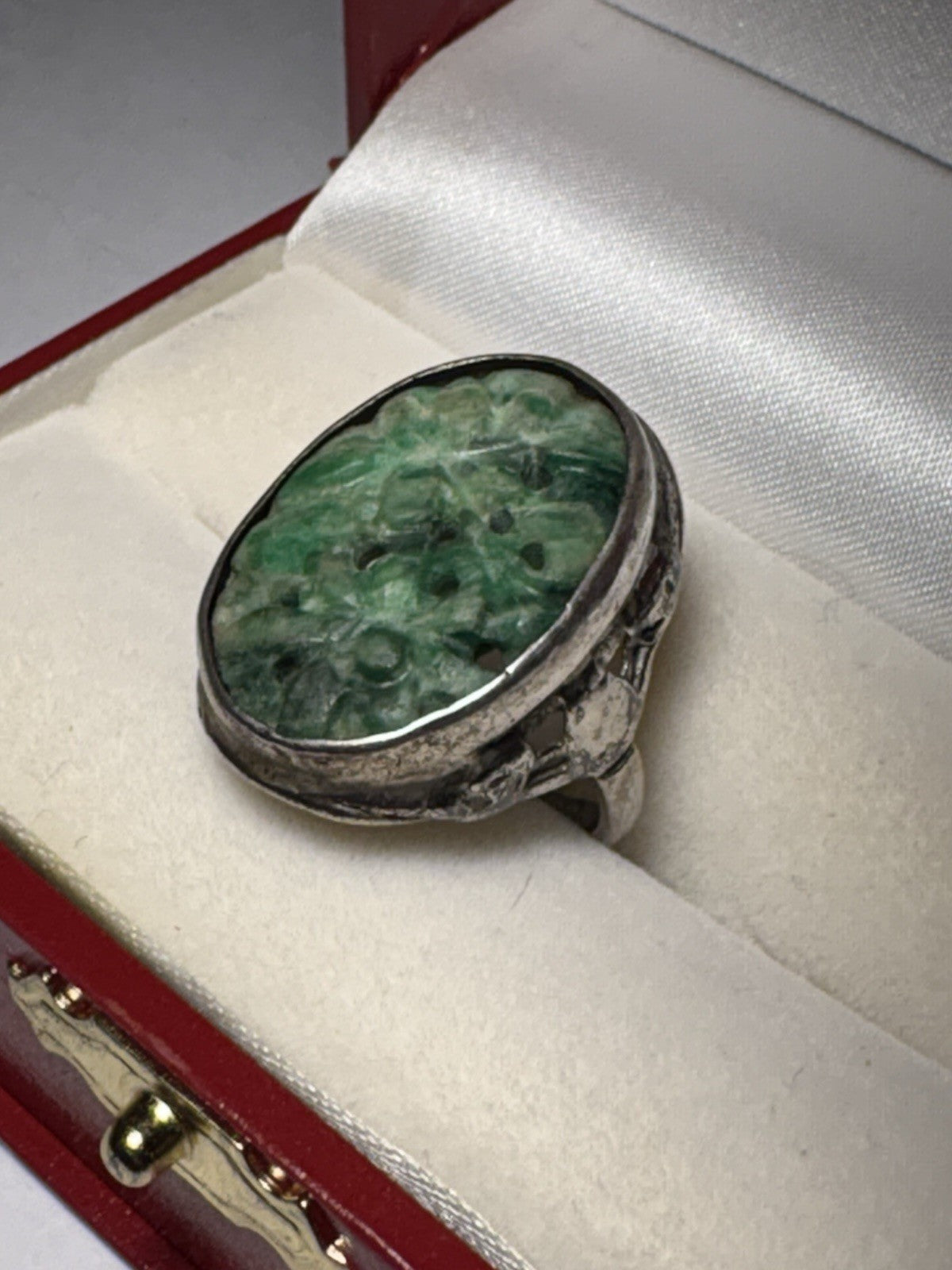 Art Deco Style Sterling Carved Green Jade Oval Ring Size 6