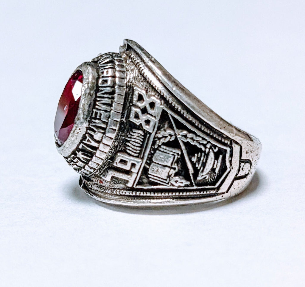 925 Sterling Silver Vintage Lab-Created Ruby 1988 School Ring Size 7 Beautiful