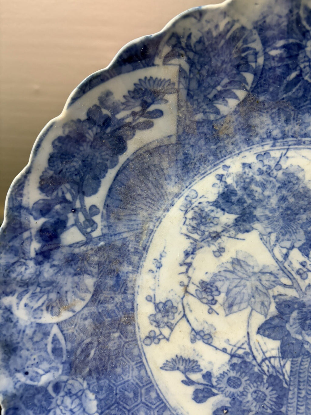 Antique Japanese Imari Porcelain Antique Blue and White Scalloped Plate