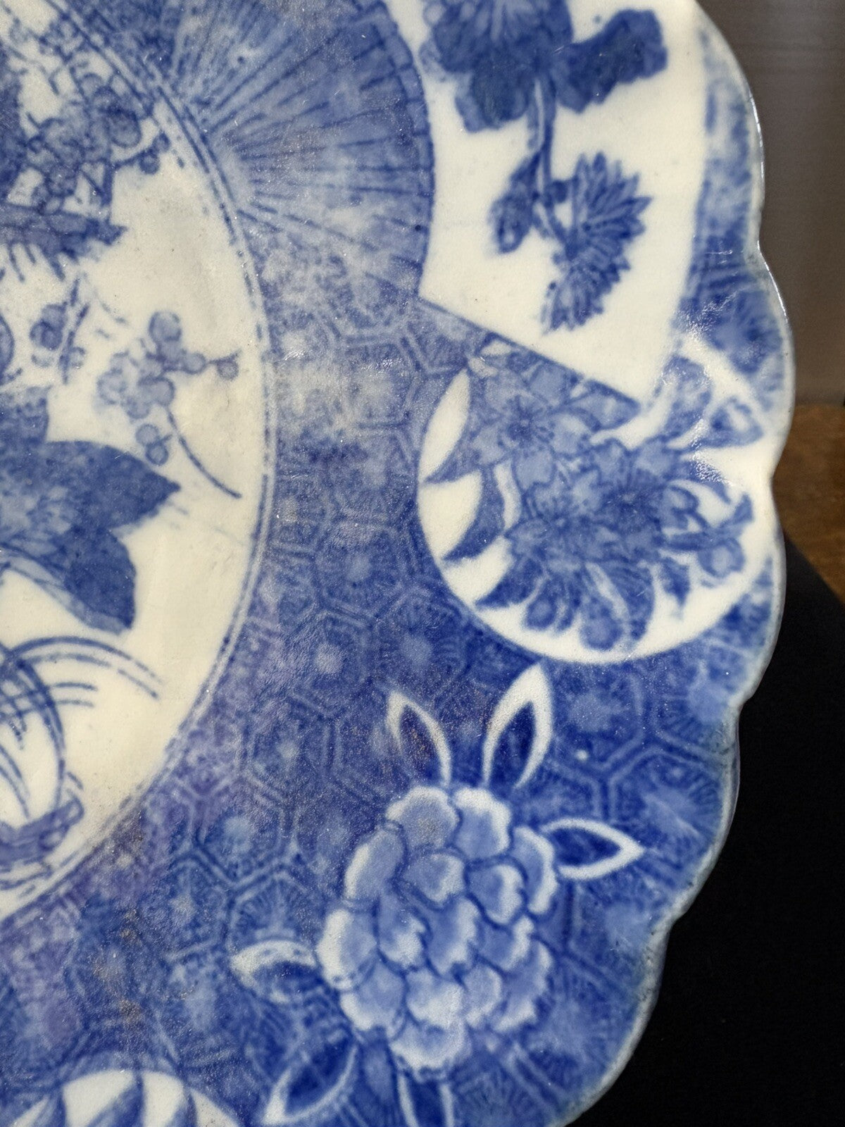 Antique Japanese Imari Porcelain Antique Blue and White Scalloped Plate