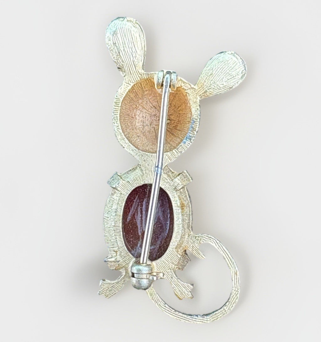 Vintage Gold Tone Mouse Brooch Red Carved Stone Retro Pin